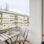 شقة Urban Retreat With Balcony, Bright And بورتو