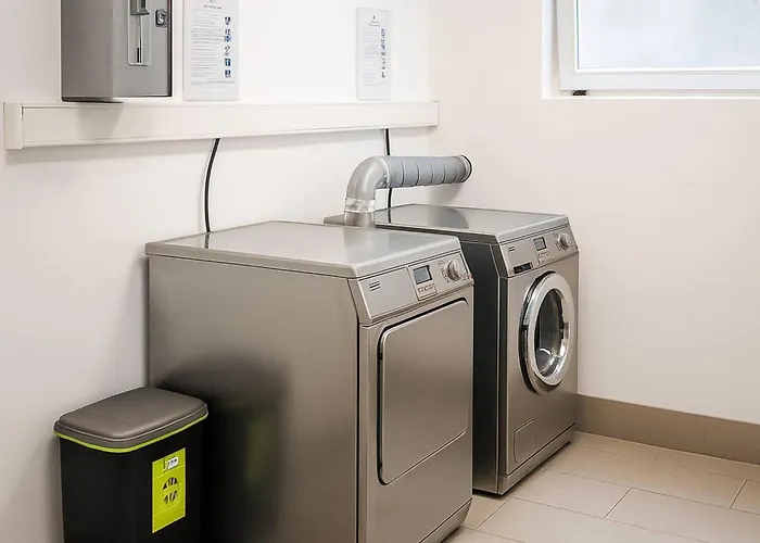 Διαμέρισμα Urban Retreat With Balcony, Bright And Πόρτο